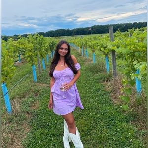 Meet your Posher, Nicole